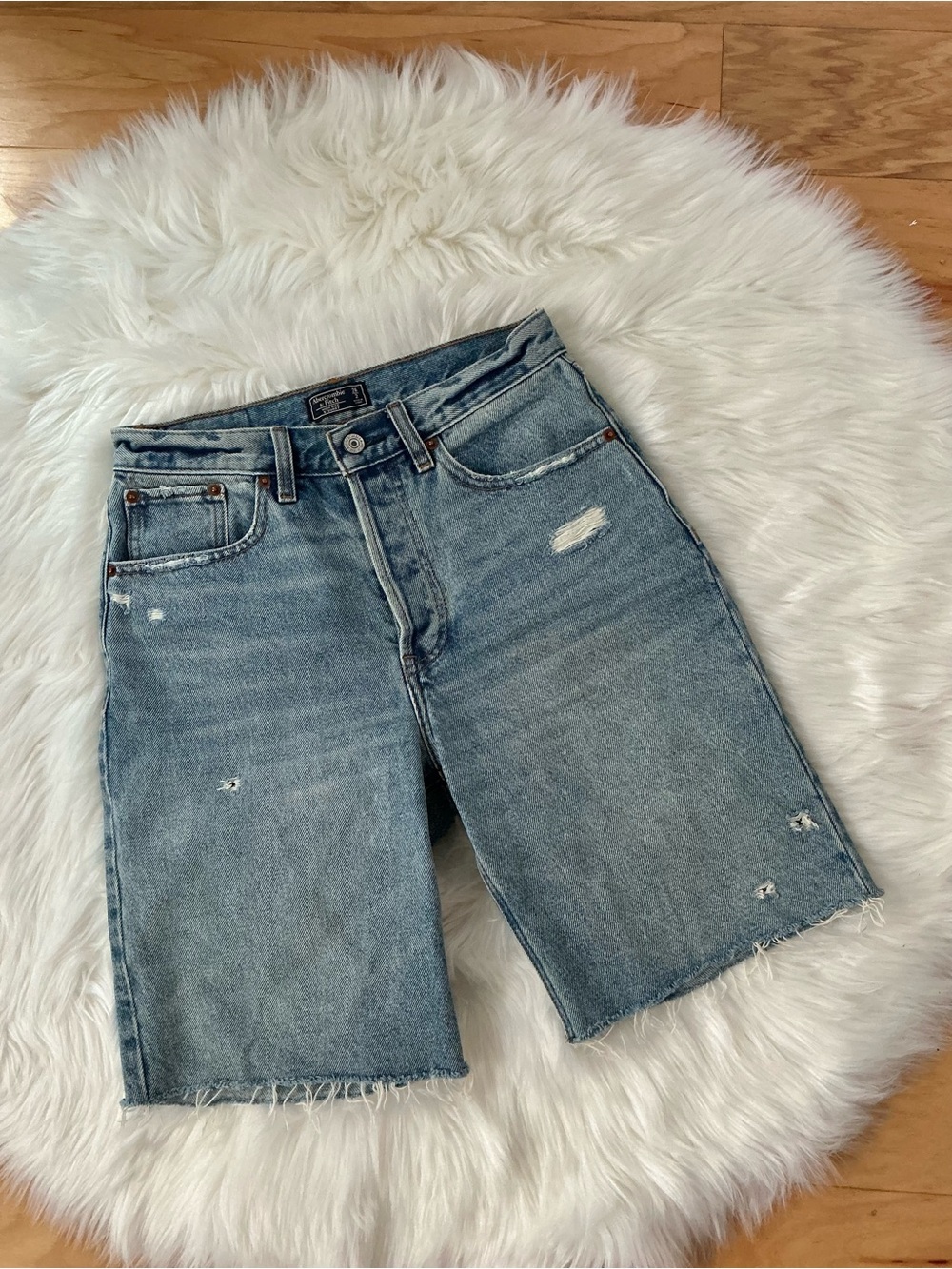 Abercrombie & Fitch High Rise Distressed Denim 9” Bermuda Shorts Size 26